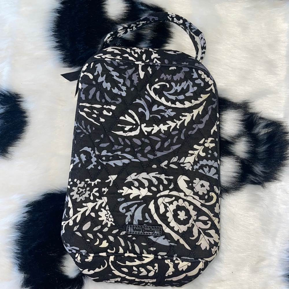 Vera Bradley Makeup Bag, Carrying case